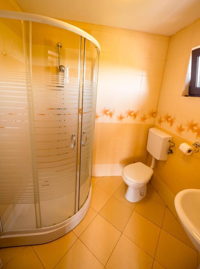 Casa De Vacanta Cód Kültér fotó